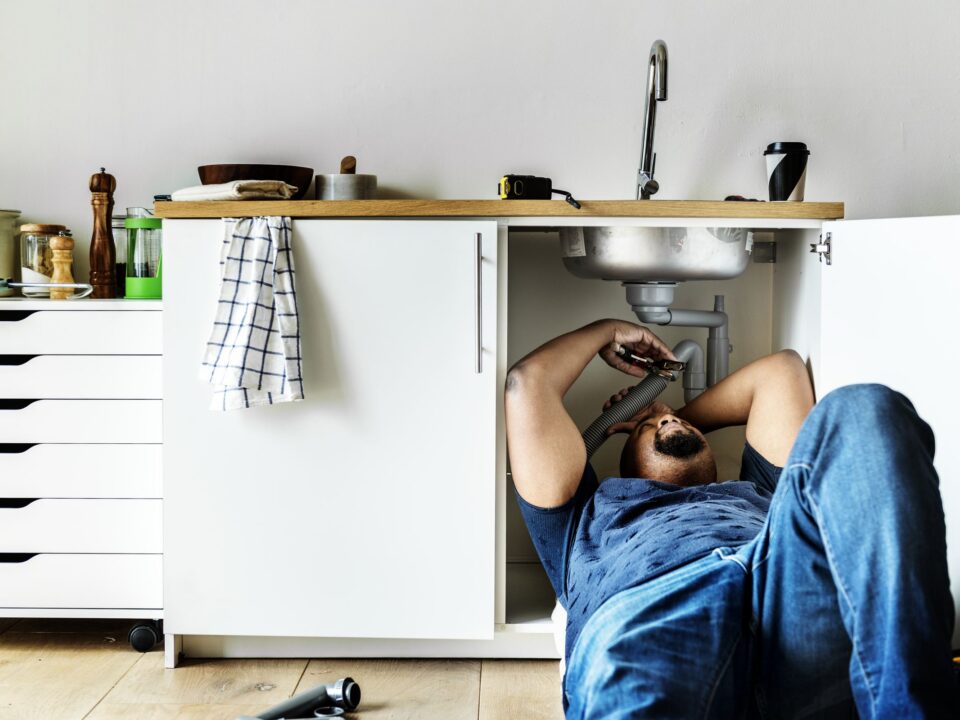 Repairing a kitchen sink waste
